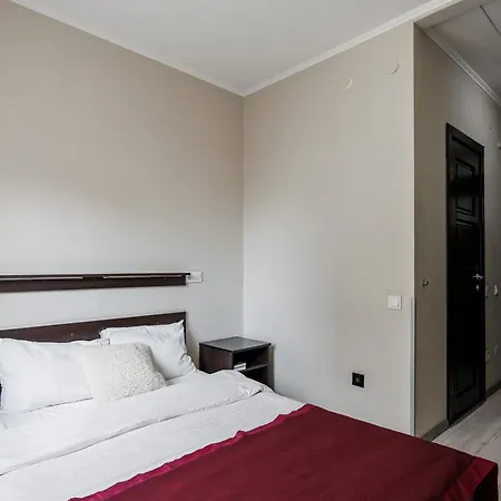 Dolynskiy Hotel Lviv