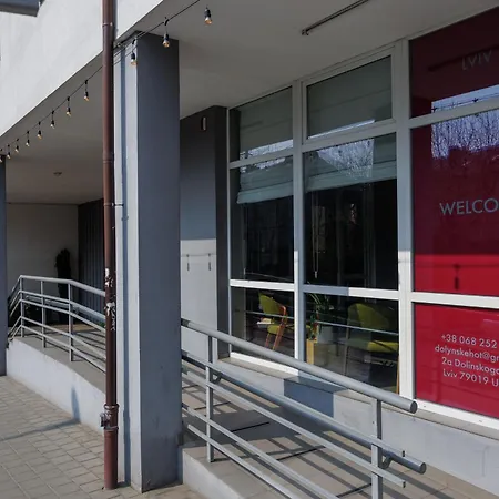 Отель Dolynskiy *